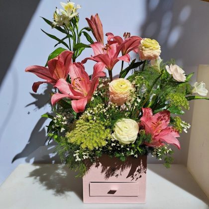 Pink Lily Dream Box